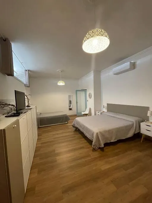 度假居 Casa Vacanze Alghero “Casa Sa Domo Amiga”别墅 意大利